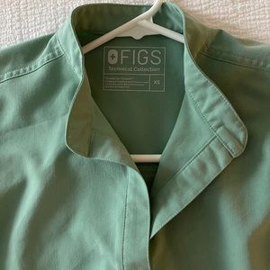 Figs set in Jade XS and SM